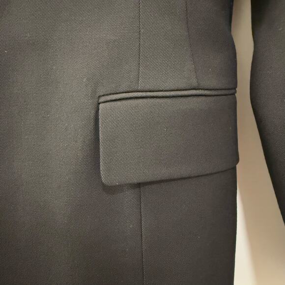 $3,450 Value NWT Balenciaga Round Shoulder Waisted Wool Jacket | FR 40 - Picture 4 of 16